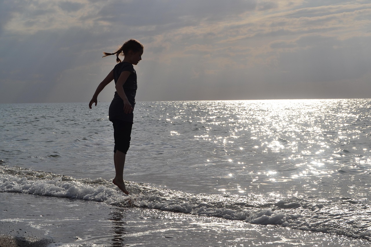 Radiate Positivity: Inspiring Optimism in Every Moment